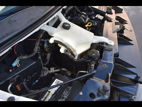 Used 2015 Chevrolet Express 2500 LT w/ LT Preferred Equipment Group RWD image 38