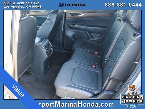 Used 2024 Volkswagen Atlas SE AWD/4WD image 23