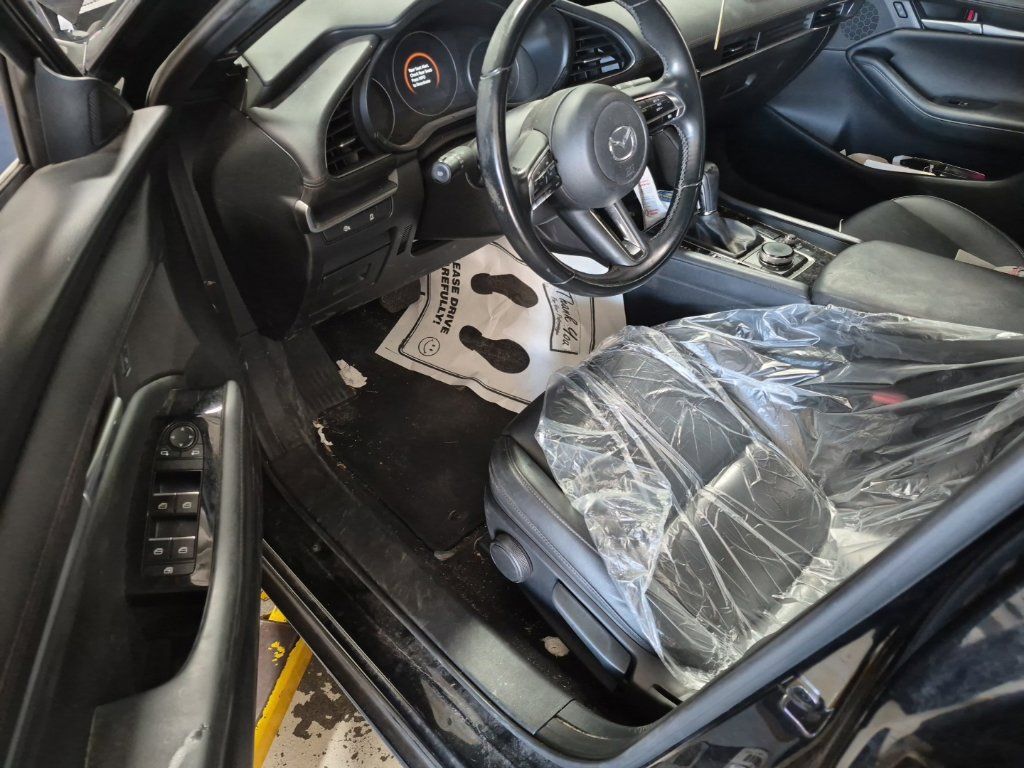Used 2024 MAZDA MAZDA3 s FWD image 8