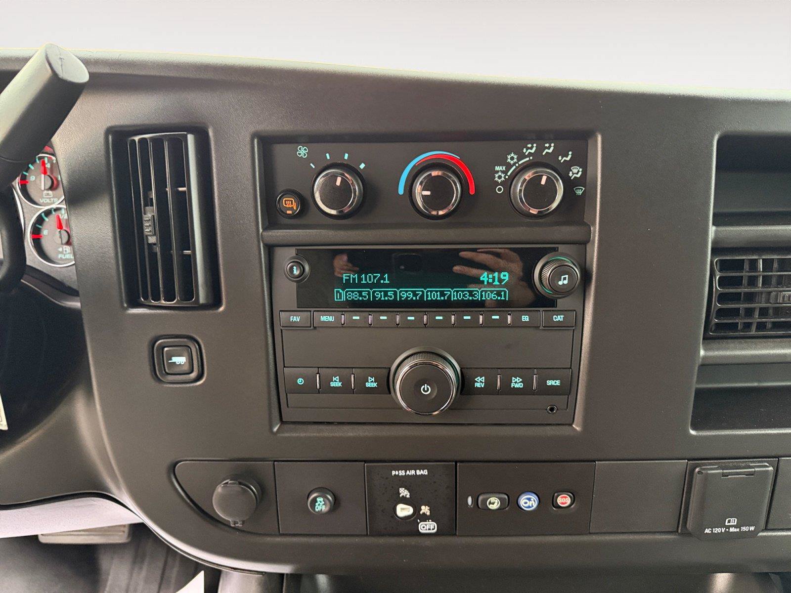 Used 2025 Chevrolet Express 2500 Extended w/ Driver Convenience Package RWD image 14