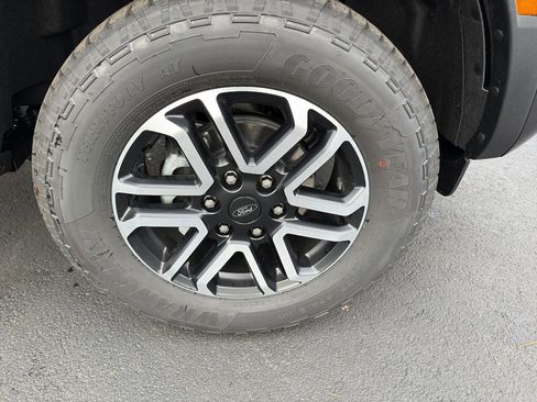 New 2025 Ford Ranger Lariat w/ FX4 Off-Road Package image 11