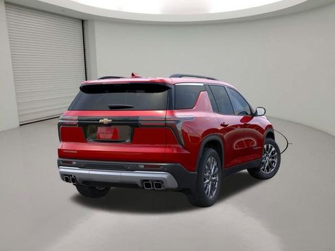 New 2026 Chevrolet Traverse LT FWD image 4