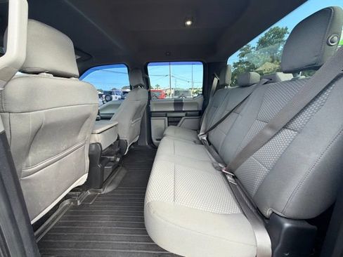 Used 2015 Ford F150 XLT w/ Trailer Tow Package RWD image 15