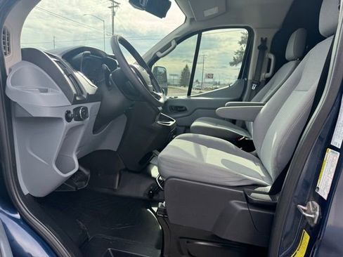 Used 2018 Ford Transit 250 130 Low Roof RWD image 11