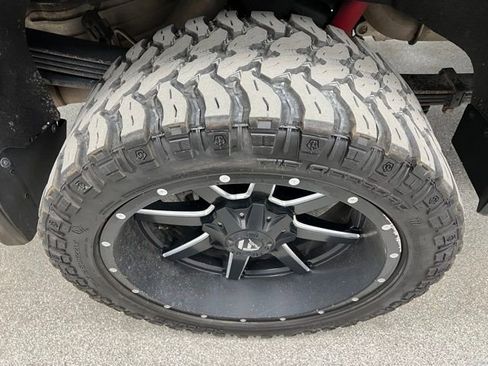 Used 2023 GMC Sierra 2500 AT4 w/ Gooseneck/5TH Wheel Package AWD/4WD image 16