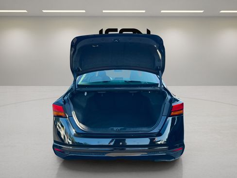 Used 2024 Nissan Altima 2.5 SV FWD image 20