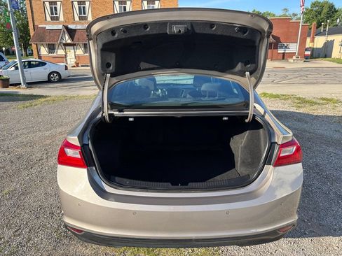 Used 2024 Chevrolet Malibu LT FWD image 15