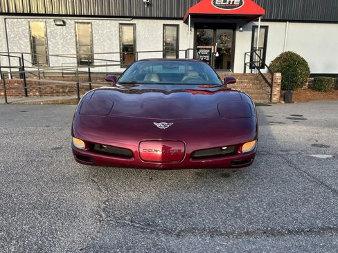 Used 2003 Chevrolet Corvette Coupe 2D w/ Preferred Equipment Group image 5