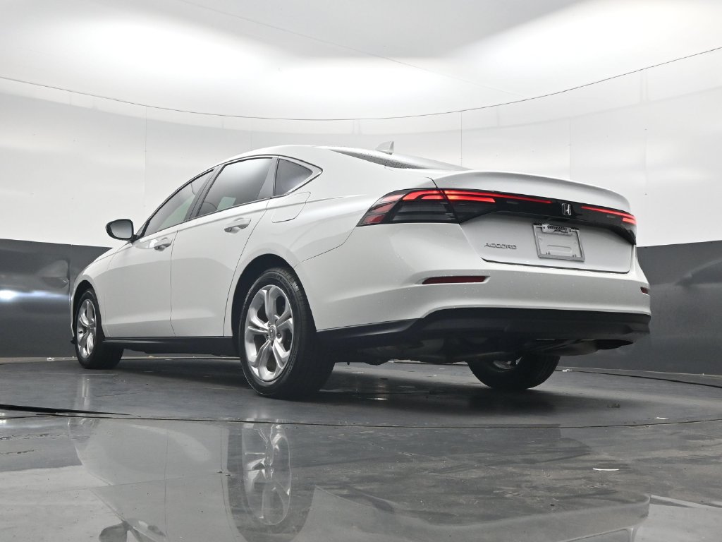 Certified 2025 Honda Accord LX image 30