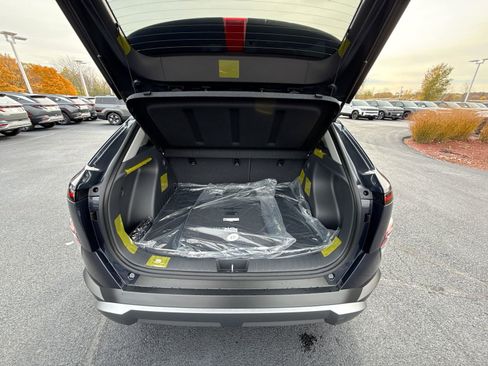 New 2026 Hyundai Kona SEL Premium image 24