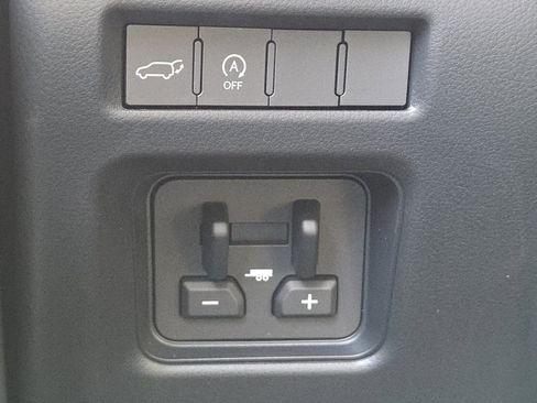 New 2025 Lexus LX 600 4WD w/ Premium Package image 23