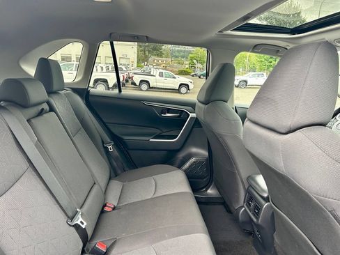 Certified 2025 Toyota RAV4 XLE w/ Convenience Package AWD/4WD image 14