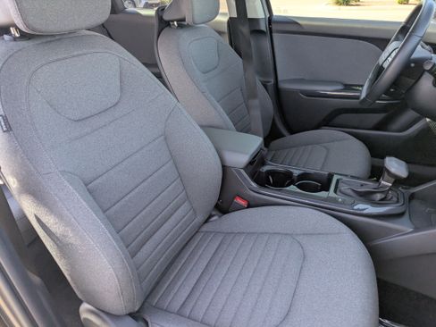 Certified 2025 Kia K4 EX FWD image 10