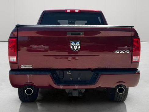 Used 2017 RAM 1500 Express AWD/4WD image 6