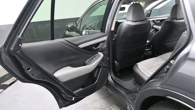 Used 2022 Subaru Outback Limited AWD/4WD image 24