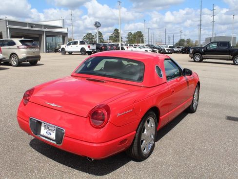 Used 2003 Ford Thunderbird Base image 10