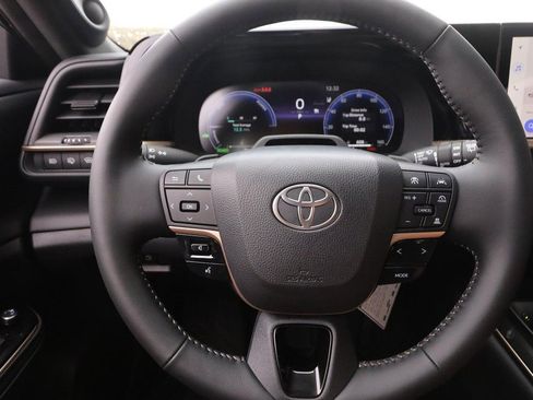 New 2026 Toyota Crown Signia image 14