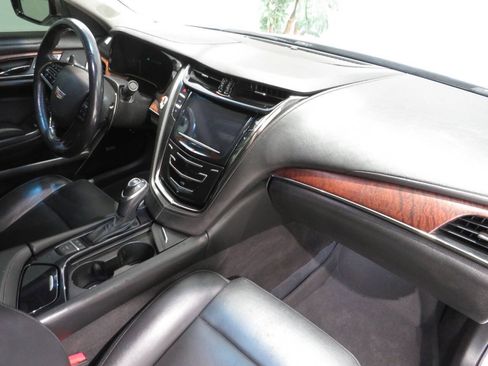 Used 2019 Cadillac CTS Luxury RWD image 10