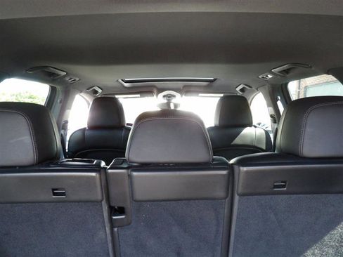 Used 2016 Porsche Cayenne image 17