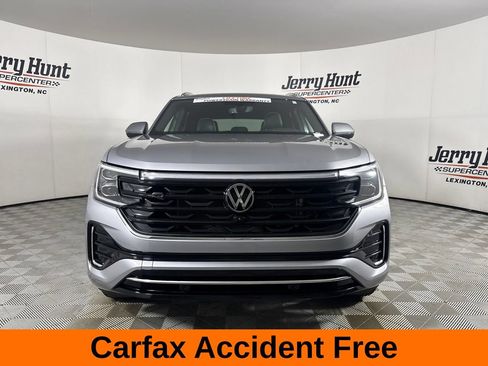 Used 2024 Volkswagen Atlas Cross Sport SEL Premium R-Line AWD/4WD image 3