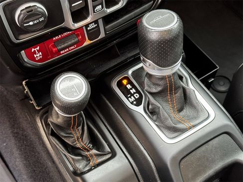 Used 2022 Jeep Gladiator Mojave image 20