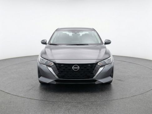 Used 2025 Nissan Sentra SV FWD image 2