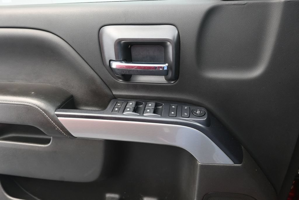 Used 2018 Chevrolet Silverado 1500 LT w/ All Star Edition AWD/4WD image 14