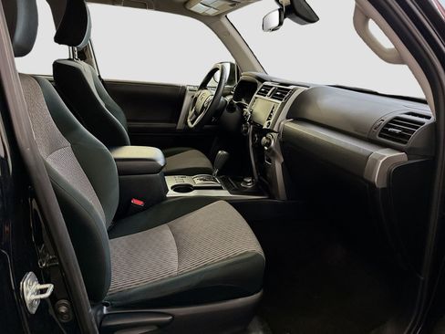 Used 2024 Toyota 4Runner SR5 image 32