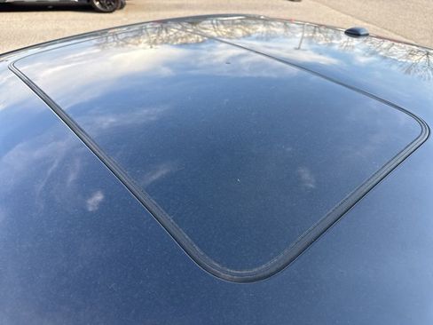 Used 2016 Dodge Charger SE w/ Power Sunroof Group image 32