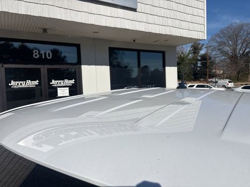 Used 2023 Ford Maverick Lariat w/ Equipment Group 500A Standard image 12