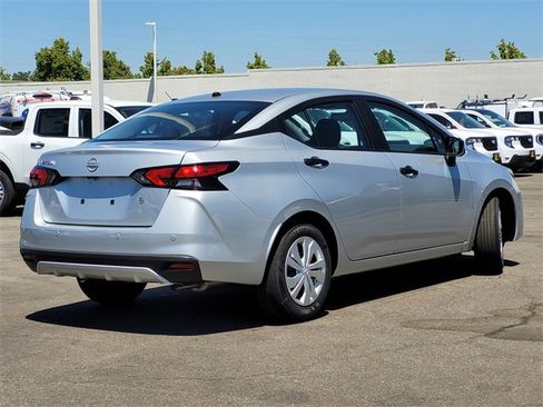 New 2025 Nissan Versa S image 4