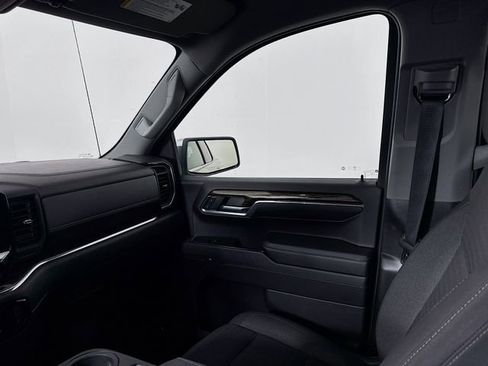 Used 2024 GMC Sierra 1500 SLE image 24