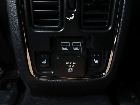 Used 2019 Dodge Durango GT image 41