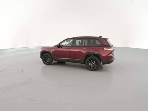 New 2025 Jeep Grand Cherokee Limited w/ Black Appearance Package image 7