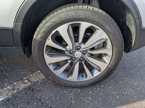 Used 2022 Buick Encore Preferred w/ Safety Package image 24