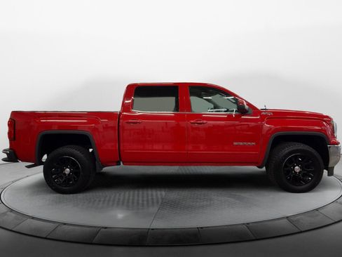 Used 2016 GMC Sierra 1500 SLE w/ SLE Value Package AWD/4WD image 2