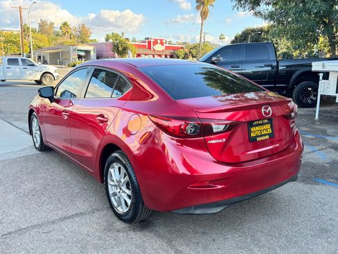 Used 2015 MAZDA MAZDA3 i Touring image 36