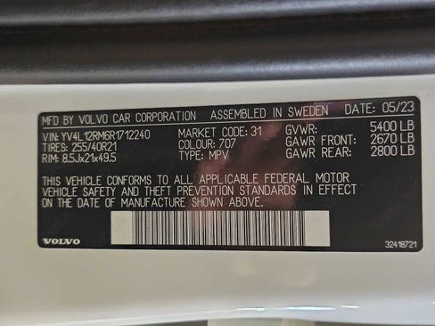 Used 2024 Volvo XC60 B5 Ultimate w/ Protection Package Premier image 41