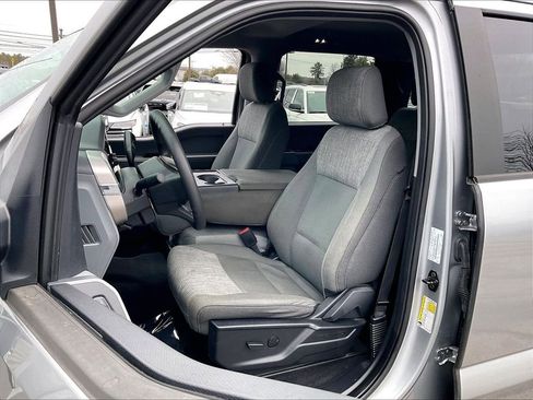 Used 2023 Ford F150 XLT image 9