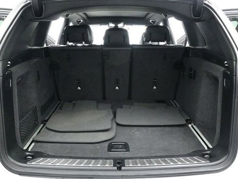 Used 2019 BMW X3 xDrive30i w/ Driving Assistance Package image 11