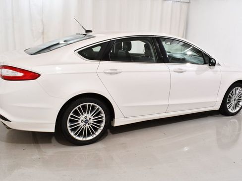 Used 2014 Ford Fusion SE w/ Equipment Group 202A FWD image 11