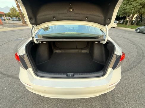 Used 2024 Honda Civic Touring image 23