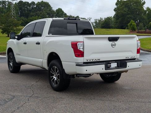 Used 2024 Nissan Titan SV w/ SV Convenience Package AWD/4WD image 26