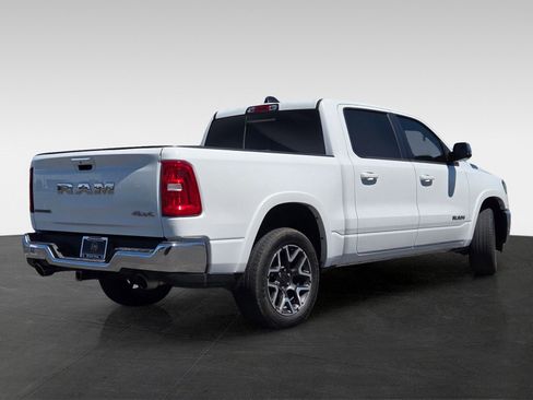 Used 2025 RAM 1500 Laramie AWD/4WD image 4
