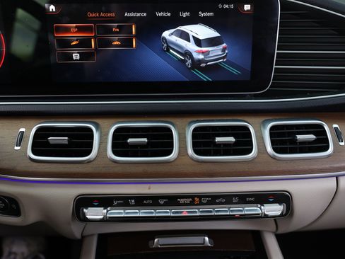 Used 2021 Mercedes-Benz GLE 350 image 37