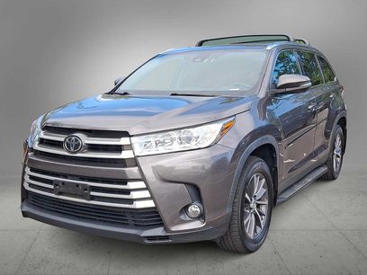 Used 2019 Toyota Highlander XLE