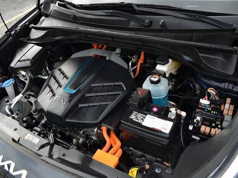 Used 2022 Kia Niro EX w/ Cold Weather Package image 36