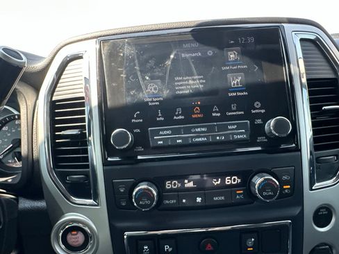 Used 2020 Nissan Titan SV w/ SV Convenience Package AWD/4WD image 54