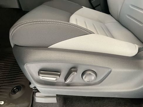 New 2026 Toyota Tacoma TRD Off-Road AWD/4WD image 12