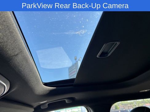 Used 2025 Jeep Grand Cherokee L Altitude image 12